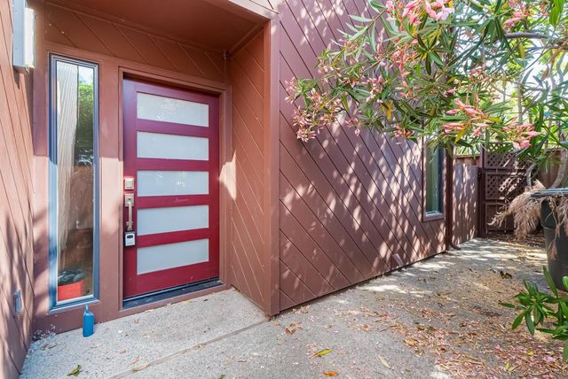 707 Santa Cruz Lane, Foster City, CA 94404