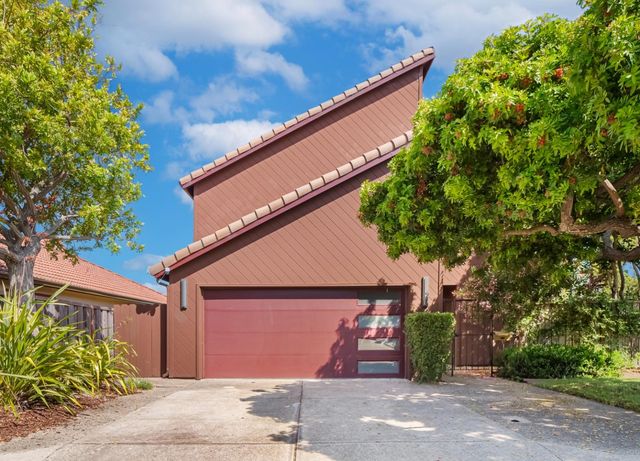 707 Santa Cruz Lane, Foster City, CA 94404