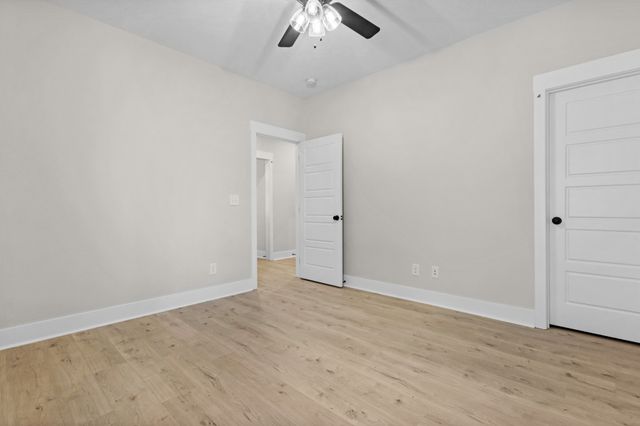 986 Alton Dr, Clarksville, TN 37043