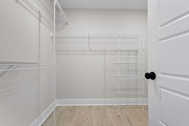 986 Alton Dr, Clarksville, TN 37043