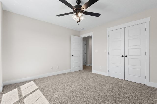 986 Alton Dr, Clarksville, TN 37043