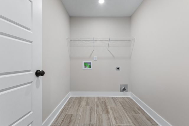 986 Alton Dr, Clarksville, TN 37043