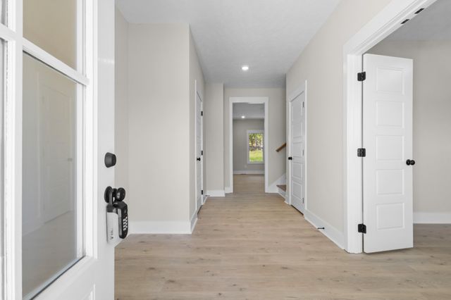 986 Alton Dr, Clarksville, TN 37043