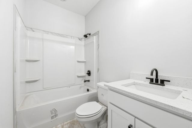 986 Alton Dr, Clarksville, TN 37043