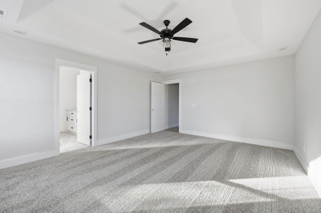 986 Alton Dr, Clarksville, TN 37043