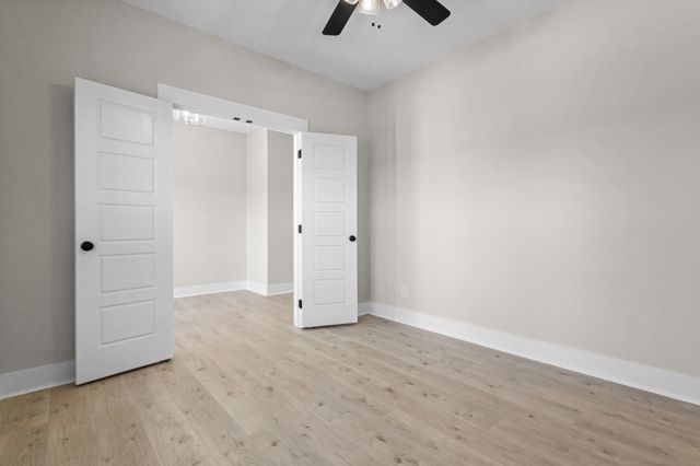 986 Alton Dr, Clarksville, TN 37043