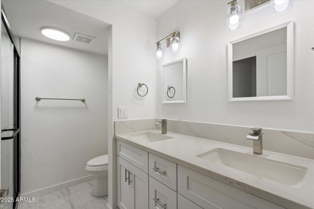 5520 N 77th Place, Scottsdale, AZ 85250