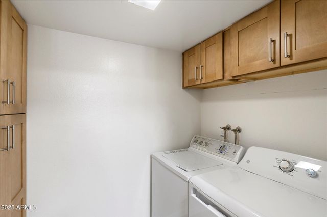 5520 N 77th Place, Scottsdale, AZ 85250