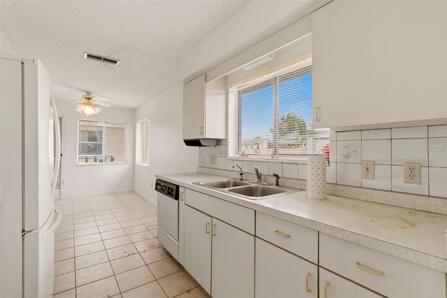 1952 KIRKWOOD STREET, Deltona, FL 32738