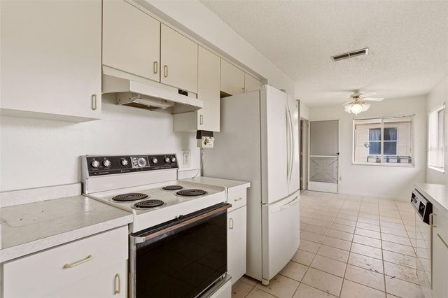 1952 KIRKWOOD STREET, Deltona, FL 32738