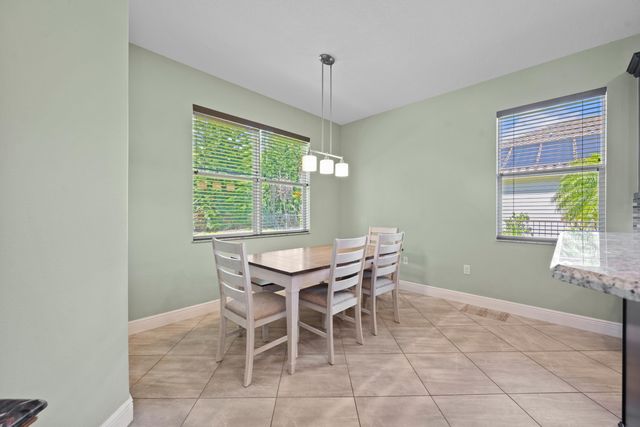 7589 Fieldstone Ranch Square, Vero Beach, FL 32967
