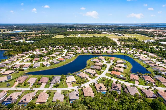 7589 Fieldstone Ranch Square, Vero Beach, FL 32967