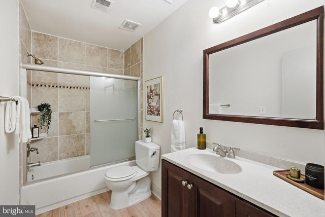 1415 17TH ST NW, Washington, DC 20036