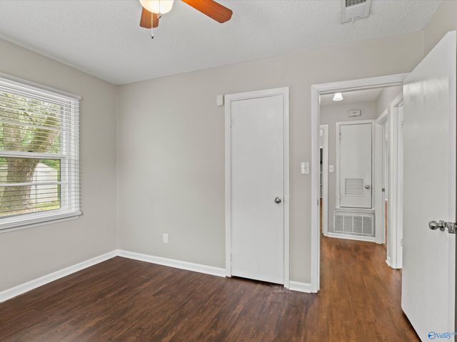 2919 Alhambra Drive, Huntsville, AL 35805