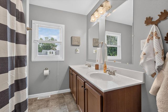 133 BEECHWOOD DR, Middletown, PA 17057