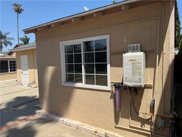13638 Hartland, Van Nuys, CA 91405