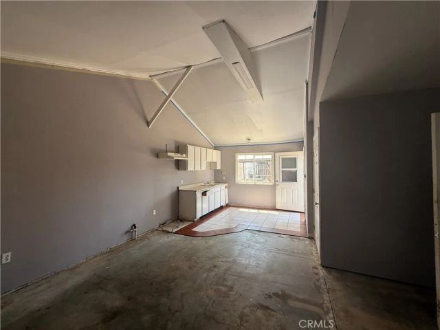 13638 Hartland, Van Nuys, CA 91405