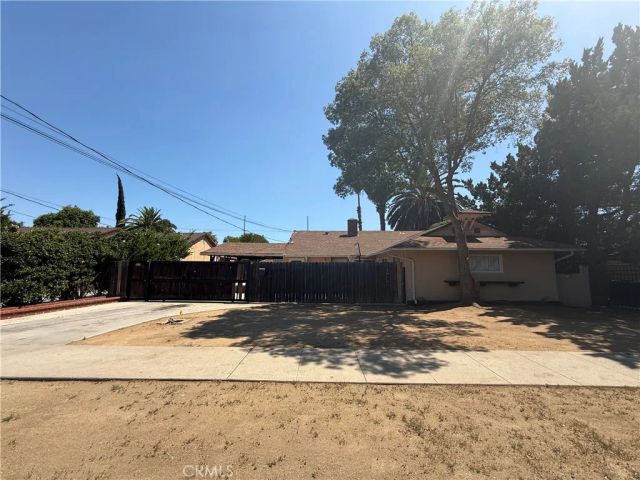 13638 Hartland, Van Nuys, CA 91405