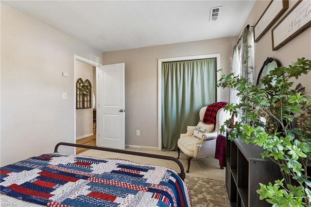 1952 Hidden Valley DR, Virginia Beach, VA 23464