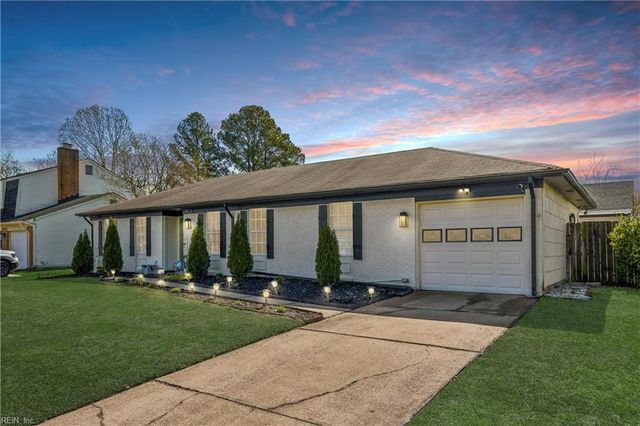 1952 Hidden Valley DR, Virginia Beach, VA 23464