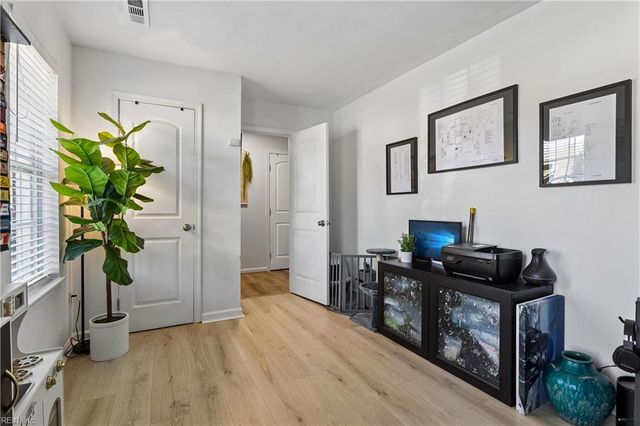 1952 Hidden Valley DR, Virginia Beach, VA 23464