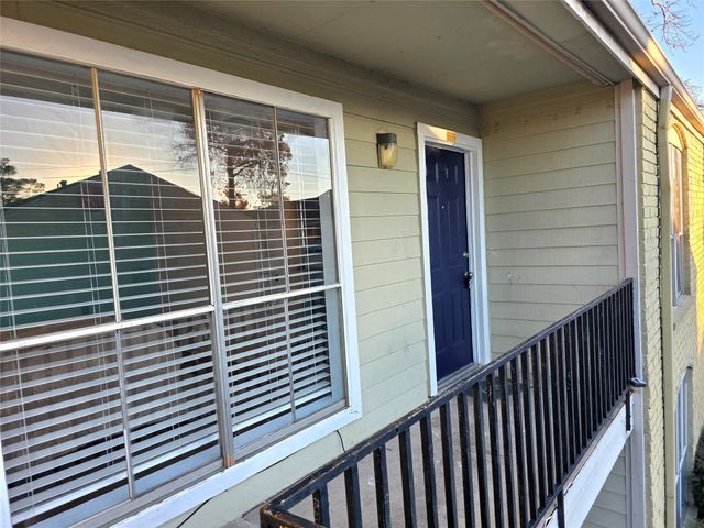 6200 W Tidwell Road 1702, Houston, TX 77092