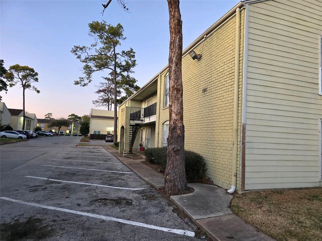 6200 W Tidwell Road 1702, Houston, TX 77092