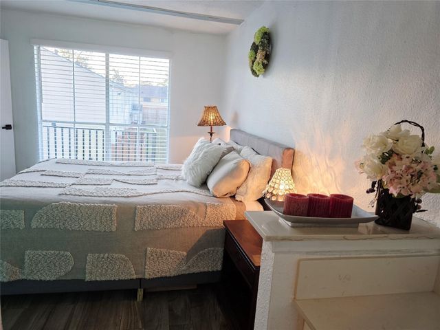 6200 W Tidwell Road 1702, Houston, TX 77092