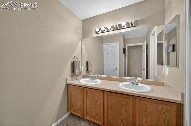 7470 Sandy Springs Point, Fountain, CO 80817