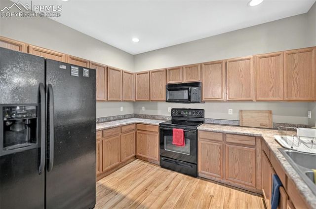 7470 Sandy Springs Point, Fountain, CO 80817