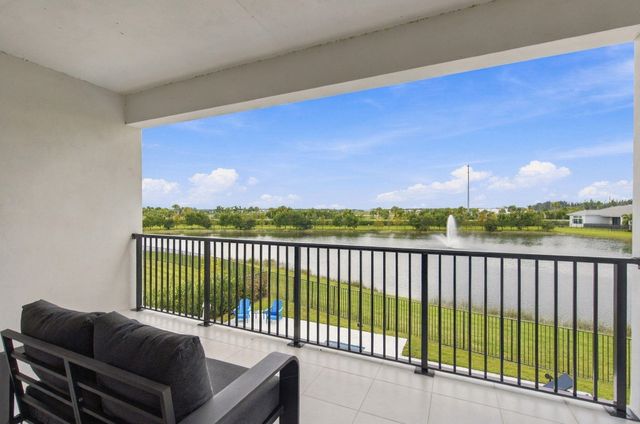 12870 Crane Crossing, Palm Beach Gardens, FL 33412