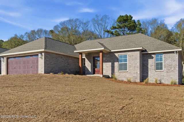 76 Meadow Breeze Road, Sumrall, MS 39482