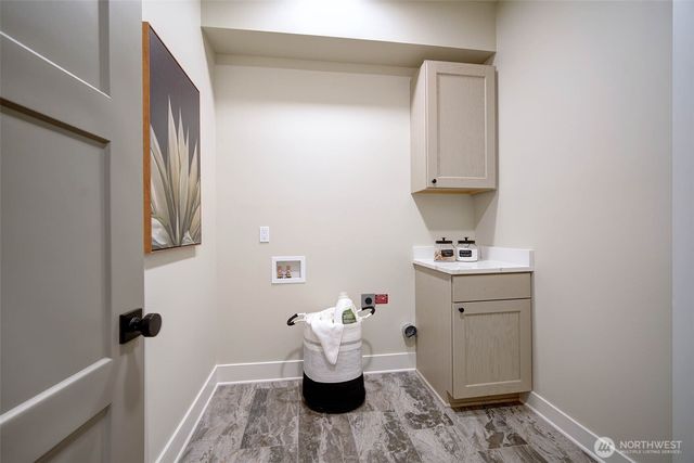 432 20th Ave, Kirkland, WA 98033