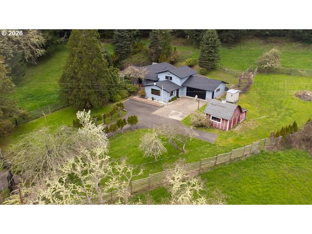 85183 CHEZEM Rd, Eugene, OR 97405