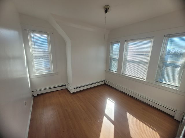 82 Lines Place, Stratford, CT 06615