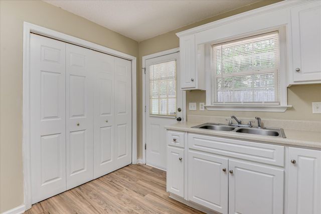 118 Charleston Row Boulevard, Aiken, SC 29803