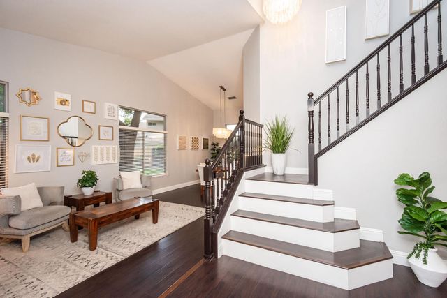 8507 Crosspointe Ct, Antelope, CA 95843