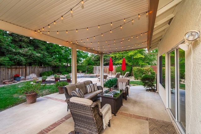 8507 Crosspointe Ct, Antelope, CA 95843