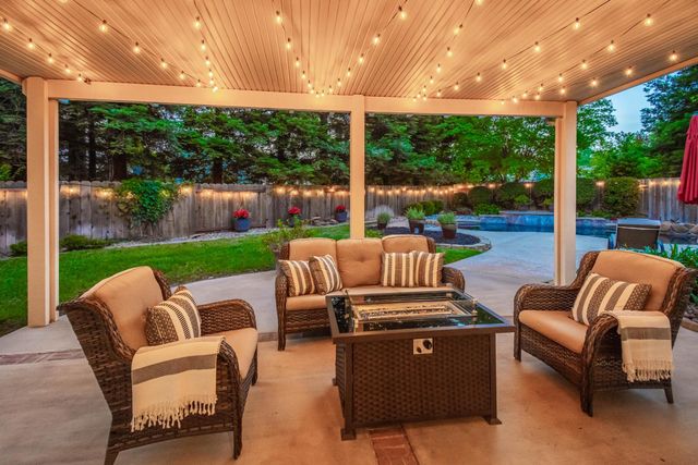 8507 Crosspointe Ct, Antelope, CA 95843