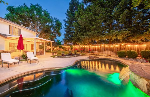 8507 Crosspointe Ct, Antelope, CA 95843