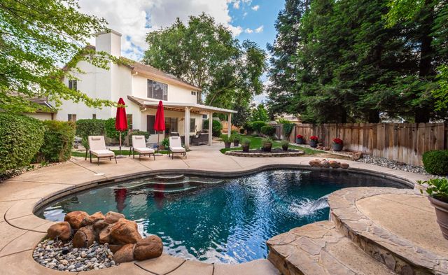 8507 Crosspointe Ct, Antelope, CA 95843