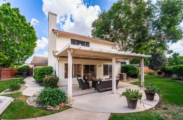 8507 Crosspointe Ct, Antelope, CA 95843