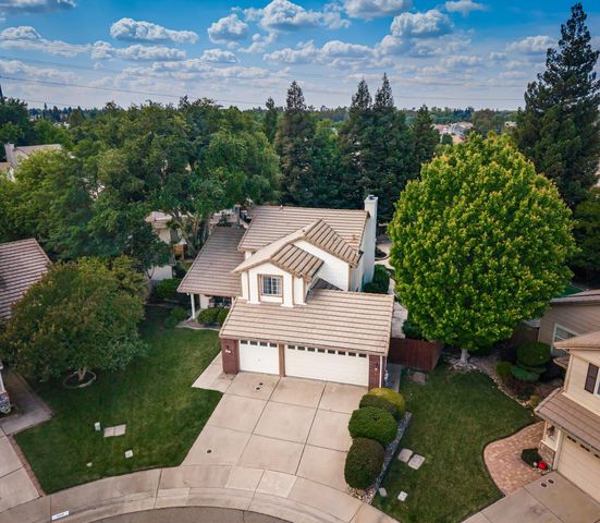 8507 Crosspointe Ct, Antelope, CA 95843