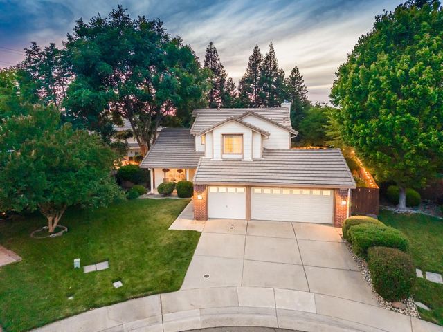 8507 Crosspointe Ct, Antelope, CA 95843