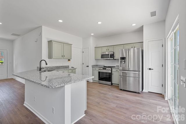 10410 Roundleaf Drive, Charlotte, NC 28213