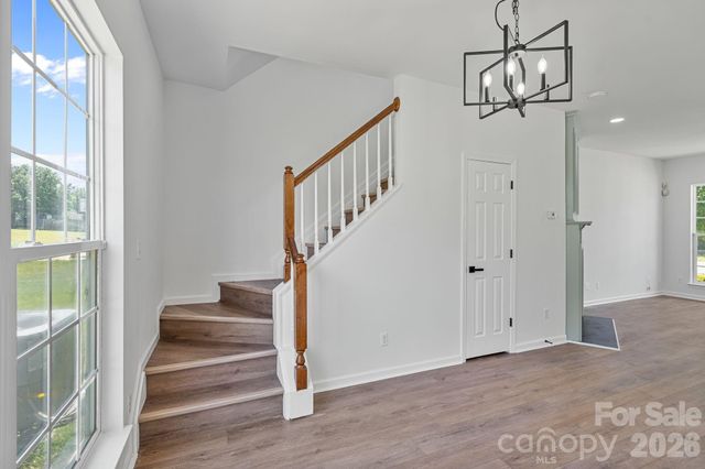 10410 Roundleaf Drive, Charlotte, NC 28213
