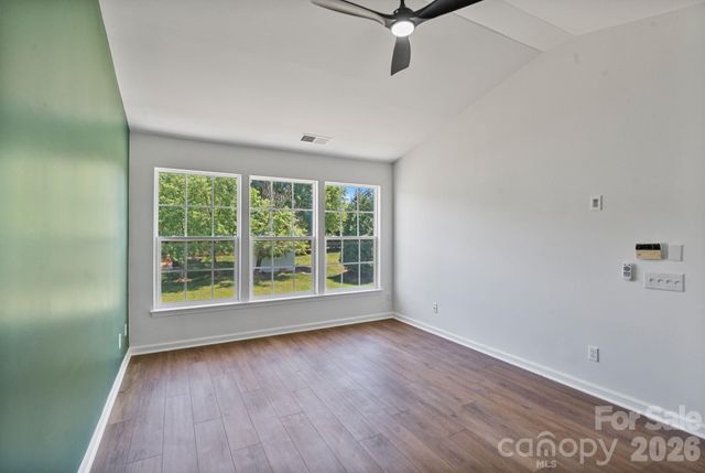 10410 Roundleaf Drive, Charlotte, NC 28213
