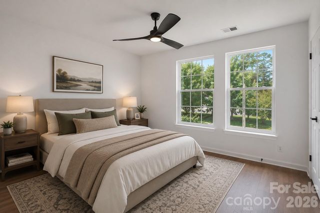 10410 Roundleaf Drive, Charlotte, NC 28213