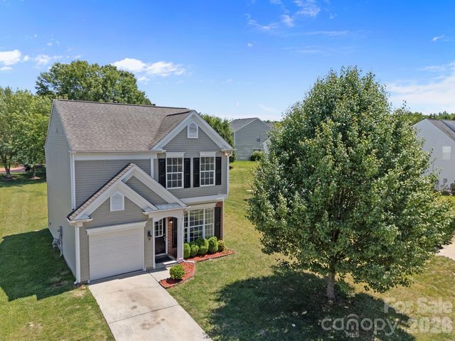 10410 Roundleaf Drive, Charlotte, NC 28213
