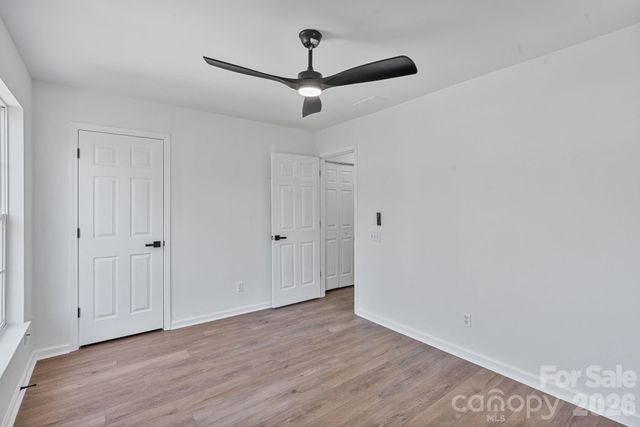 10410 Roundleaf Drive, Charlotte, NC 28213